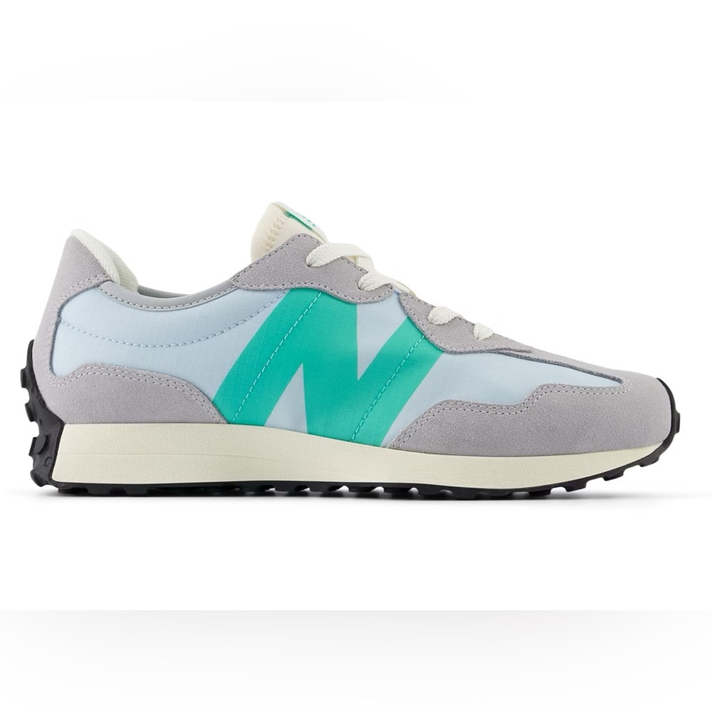 New Balance Gray and Aqua Athletic Shoes